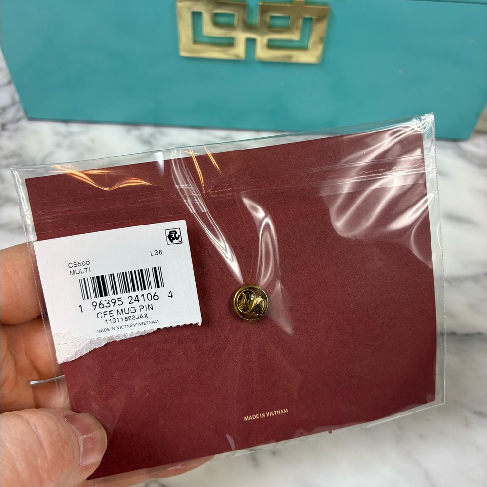 Coach Coffee Shop Lil Miss Jo Collectible Sealed Pin - NWT Rare Novelty - Picture 3 of 3
